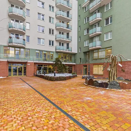 Ah Bosakova Elegant Apartment